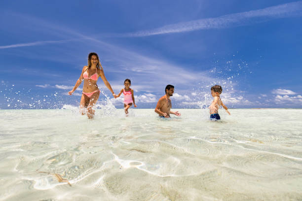istock Family's fun day at sea! 1372711648