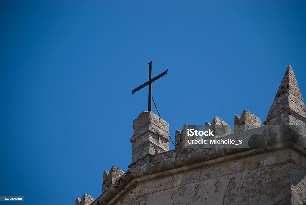 Chiesa Madre, Erice, Sicily, Italy The cross on the top of the Chiesa Madre, the Mother Church, in the medieval town of Erice in Sicily, Italy. Photograph taken in August 2008. Cathedral Stock Photo