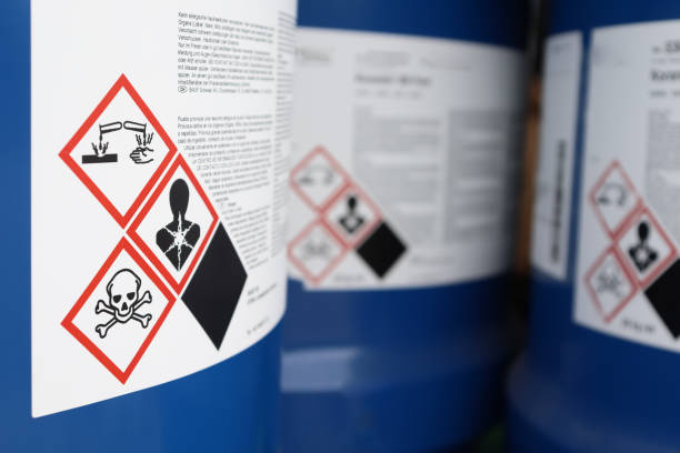 symbol auf dem chemikalientank - toxic substance stock-fotos und bilder