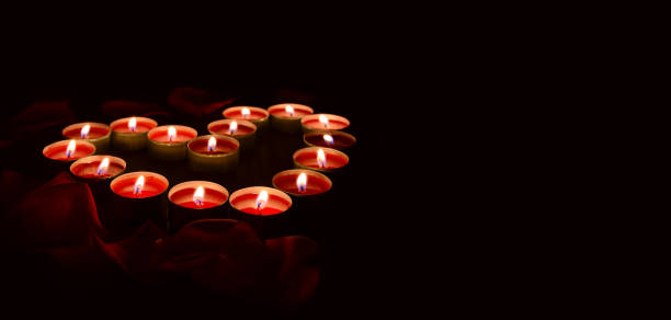 istock Candles in the shape of a heart 1373005027