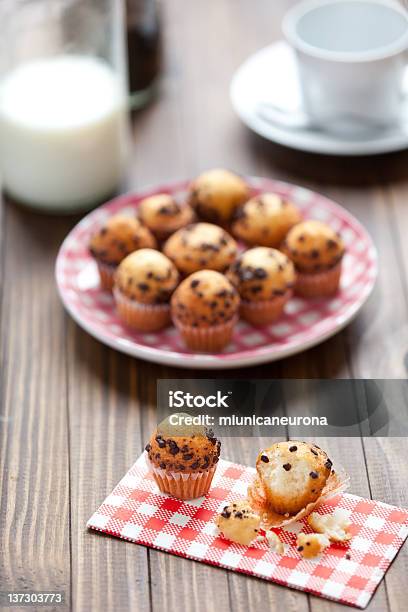 Frühstück Schokoladenmuffins Stockfoto und mehr Bilder von Fotografie - Fotografie, Frühstück, Getränk