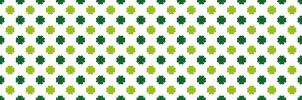 illustrazioni stock, clip art, cartoni animati e icone di tendenza di trifogli verde scuro e chiaro, giorno di san patrizio o modello vettoriale a molla senza soluzione di continuità - st patricks day day abstract backgrounds