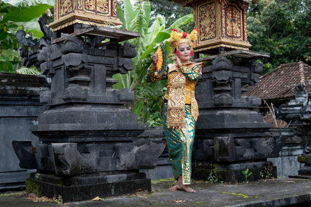 istock Balinese dancer posing in the temple 1373079493