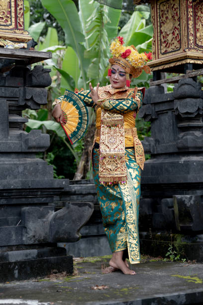 istock Balinese dancer posing in the temple 1373079552