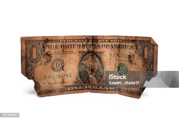 Bruciato Danneggiato Dollari Canadesisfondo Bianco - Fotografie stock e altre immagini di Banconota di dollaro statunitense