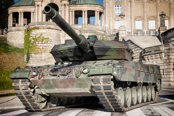 german modern tank leopard 2a5 - leopard tank 個照片及圖片檔