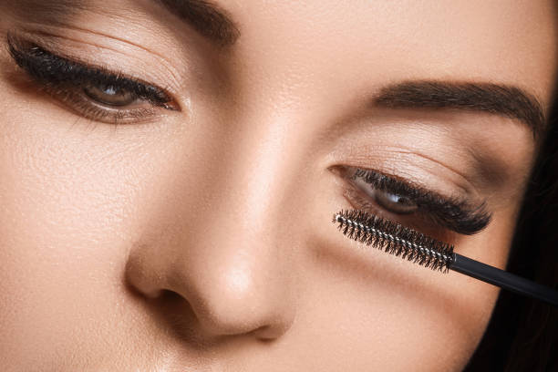 istock Mascara wand for maximum volume of artificial eyelashes 1373153515