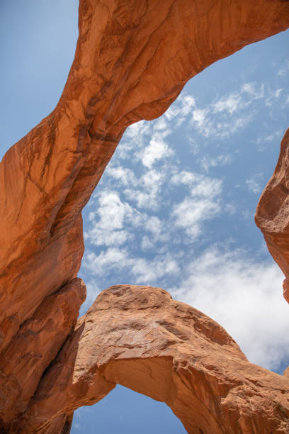 parque nacional de arches en utah - área silvestre fotografías e imágenes de stock