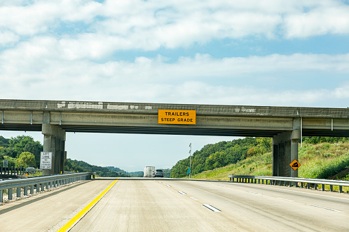 Expressway highway overhead overpass 