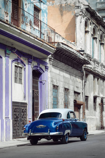istock Classic old car in Havana 1373263338