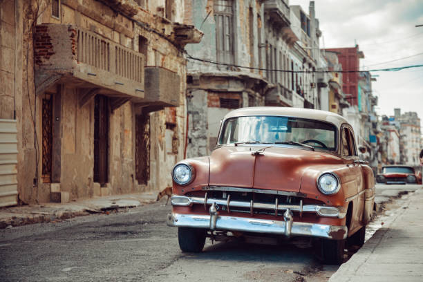 istock Classic old car in Havana 1373263357