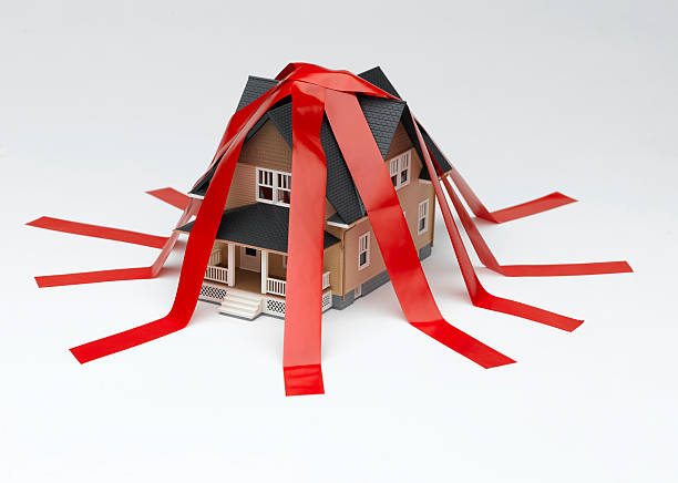 casa red tape (expressão inglesa - red tape imagens e fotografias de stock
