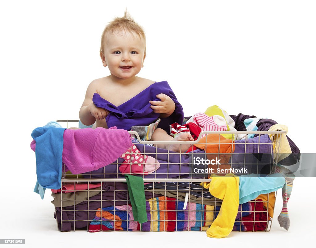 Bambino felice con vestiti - Foto stock royalty-free di Abbigliamento