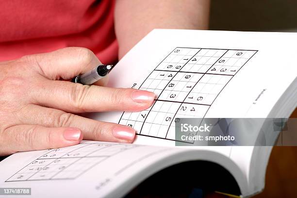 Sudoku - zdjęcia stockowe i więcej obrazów Książka - Książka, Sudoku, Granie