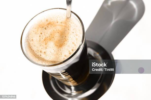 Caffe - Fotografie stock e altre immagini di Bibita - Bibita, Bicchiere, Caffeina