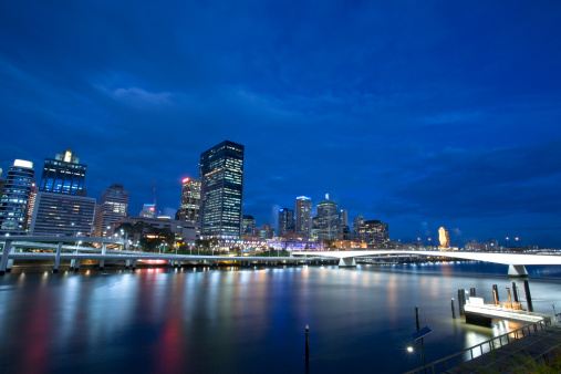 Brisbane cityscape with CBD and Brisbane River.
