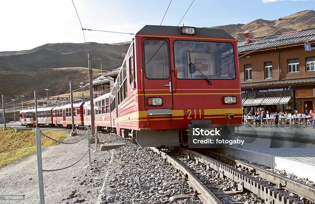 Zahnradbahn - Foto de stock de Jungfraujoch libre de derechos