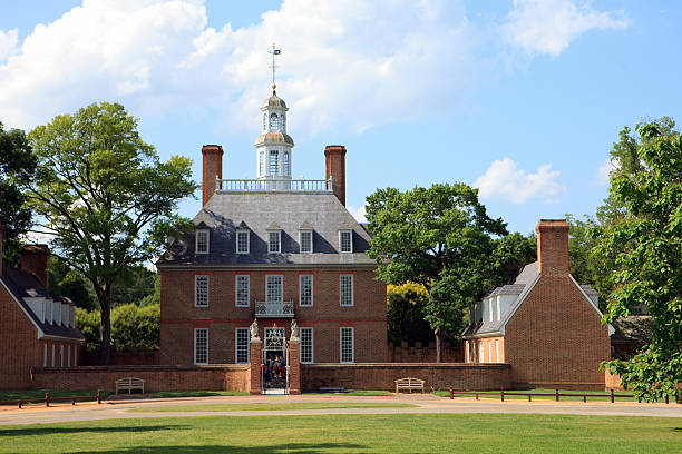 istock Colonial Governor's Palace in Williamsburg, Va 137439104