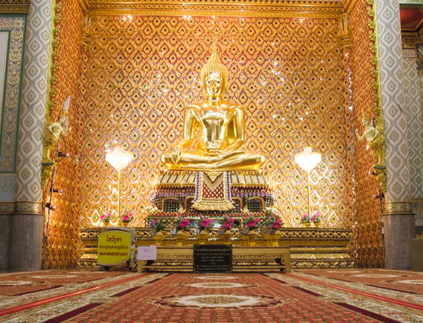 immagine del buddha principale nel tempio. - editorial thailand spirituality gold foto e immagini stock