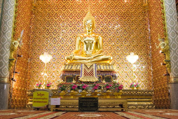 immagine del buddha principale nel tempio. - editorial thailand spirituality gold foto e immagini stock