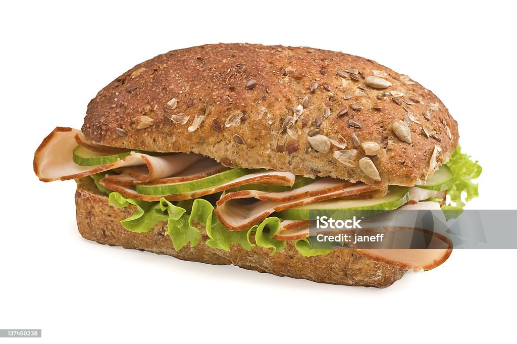 Turquie/Blanc de poulet sandwich pain de grain de style rustique multi - Photo de Aliment libre de droits