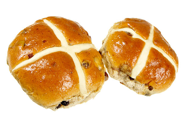 istock Hot Cross Buns Isolated On White 137457115