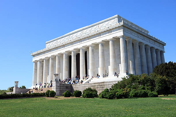 istock Lincoln Memorial, Washington, DC 137467135