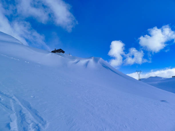 istock Italian Alps 1374762853
