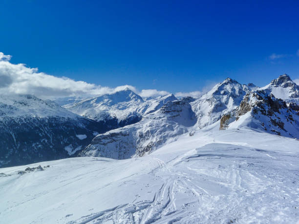 istock Italian Alps 1374762869
