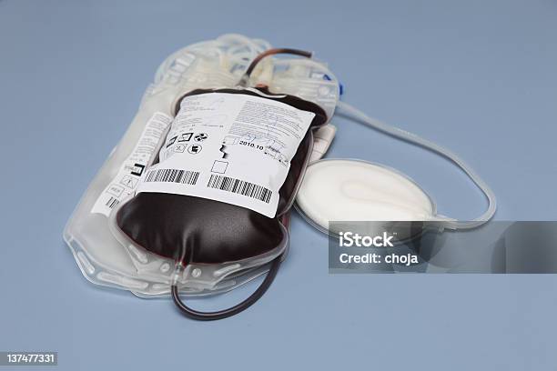 Blutkonserve Mit Roten Blutkörperchen Stockfoto und mehr Bilder von Blutkonserve - Blutkonserve, Blutspende, Blut