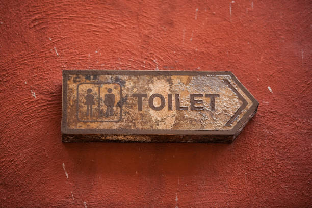 istock Toilet sign on the wall 1374820912