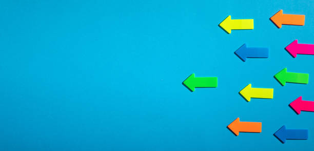 istock Leader arrow leading team. Leadership 1375265037