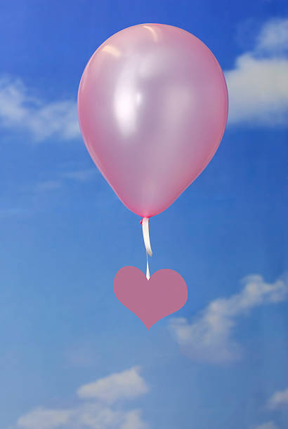 istock Love concept.  pink heart shape on a balloon 137526719