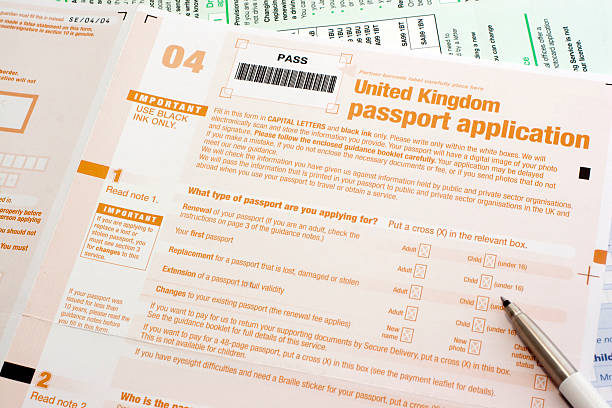 영국 여권 신청서 - visa form 뉴스 사진 이미지
