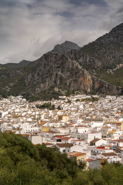 vertical view of the idyllic whitewashed andalusian town of ubrique in the los alcornocales nature park - ubrique imagens e fotografias de stock