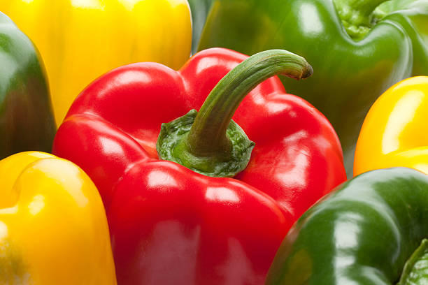 istock Red,green,yellow bell peppers 137593651