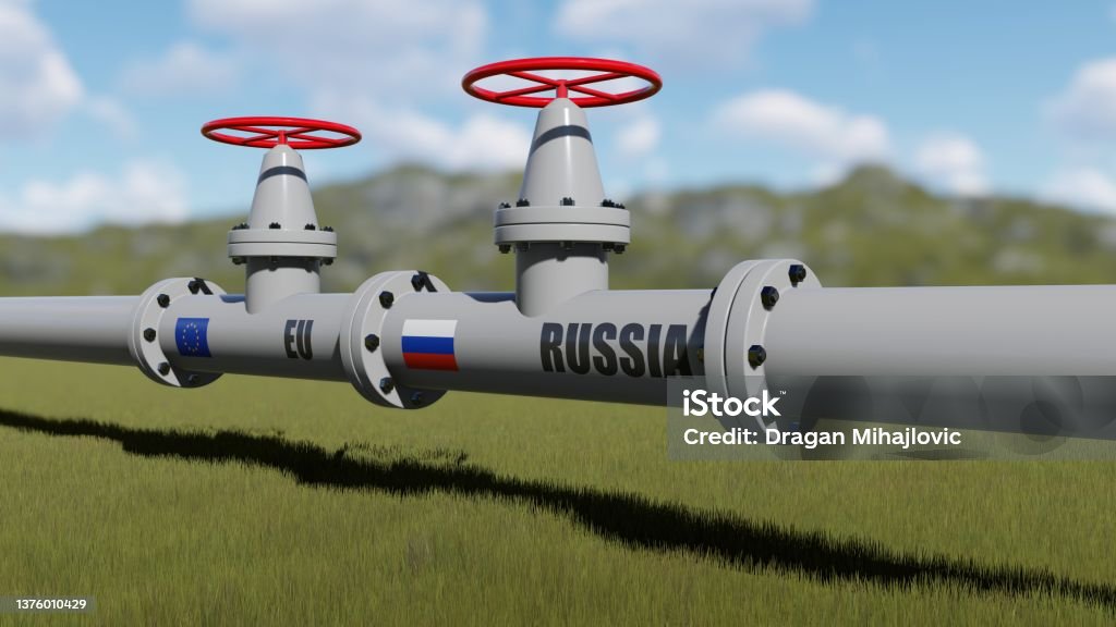 The gas pipeline with flags of Russia and EU - 免版稅俄羅斯圖庫照片