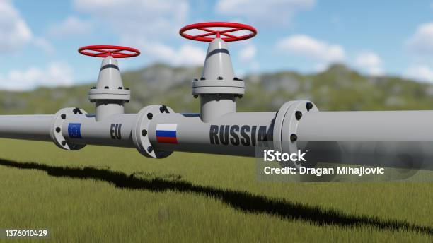 The Gas Pipeline With Flags Of Russia And Eu 照片檔及更多 俄羅斯 照片 - 俄羅斯, 氣體, 汽油