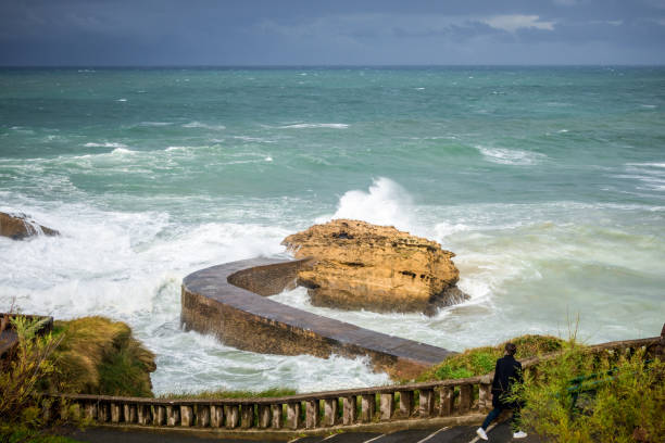 istock Gamaritz Dam rock and seaside in biarritz 1376027398