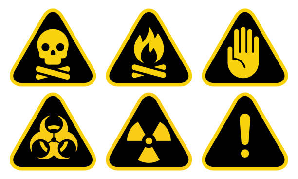 znak zagrożenia toksycznego, znak ostrzegawczy pożaru, znak uwagi, znak zagrożenia biologicznego, znak zagrożenia promieniowaniem i znak uwagi - radiation protection suit biology danger biochemical warfare stock illustrations