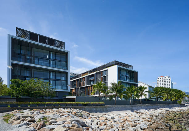 istock A modern luxurious seafront property on the seafront 1377080984