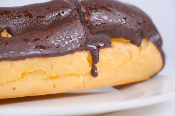 istock Eclair, close up photo food 1377201975