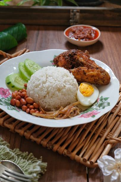 istock Nasi Lemak Fried Chicken 1377487246