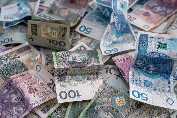 istock Zl pln Polish currency banknotes 10 20 50 100 1377762630