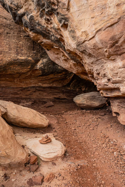istock Carin Marking The Trail Turning Into A Cave 1377770173
