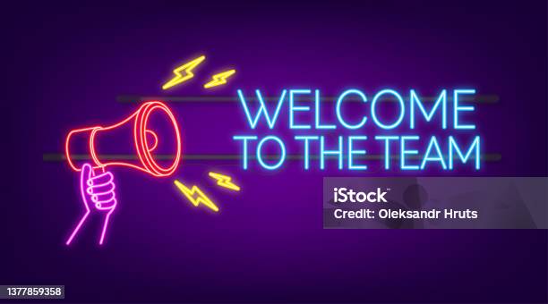 Welcome To The Team Written On Label Neon Icon Advertising Sign Vector Stock Illustration Stok Vektör Sanatı & Hoşgeldiniz Yazısı‘nin Daha Fazla Görseli