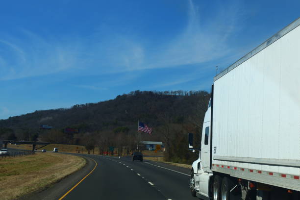 istock I-40 through the United States 1378079222