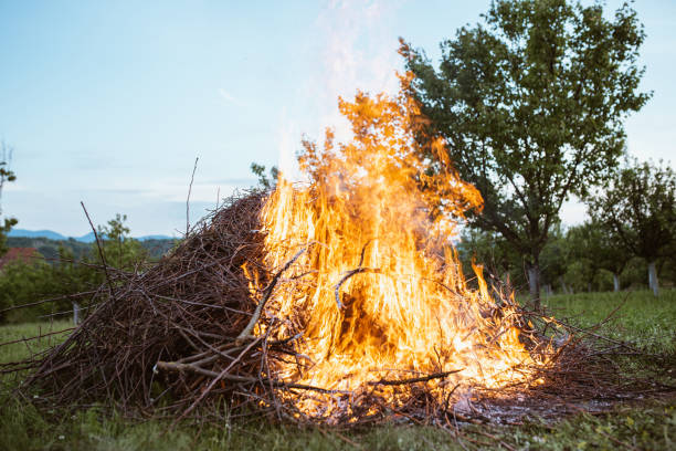 istock A pile of burning hay 1378157794
