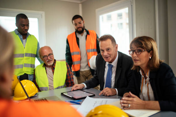 istock Communication is important in the construction industry 1378269638