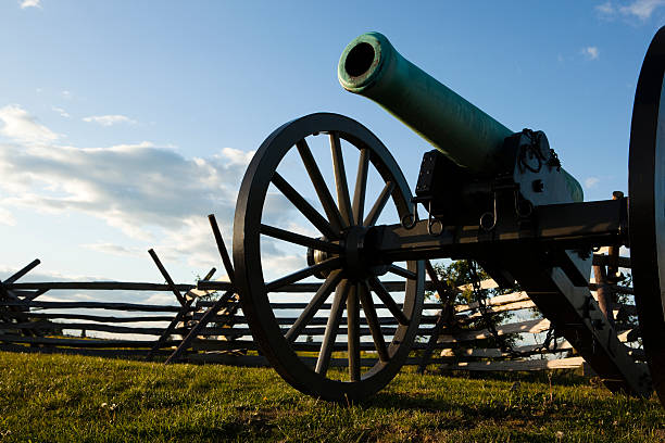 istock Civil war cannon at Gettysburg National Park 137838078